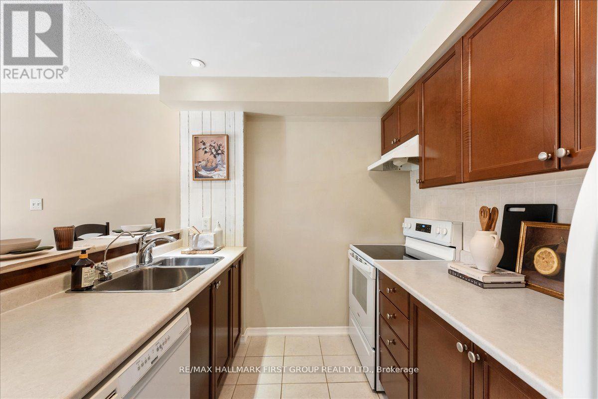 204 - 132 Aspen Springs Drive, Clarington, Ontario  L1C 0H1 - Photo 8 - E12585184