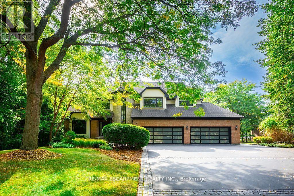 12 BLACKBERRY PLACE, Hamilton, Ontario