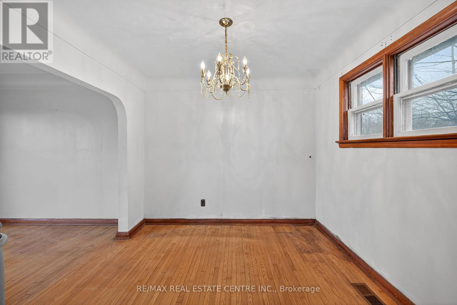 89 Dodson Street, Hamilton, Ontario  L9A 3K8 - Photo 10 - X12585112