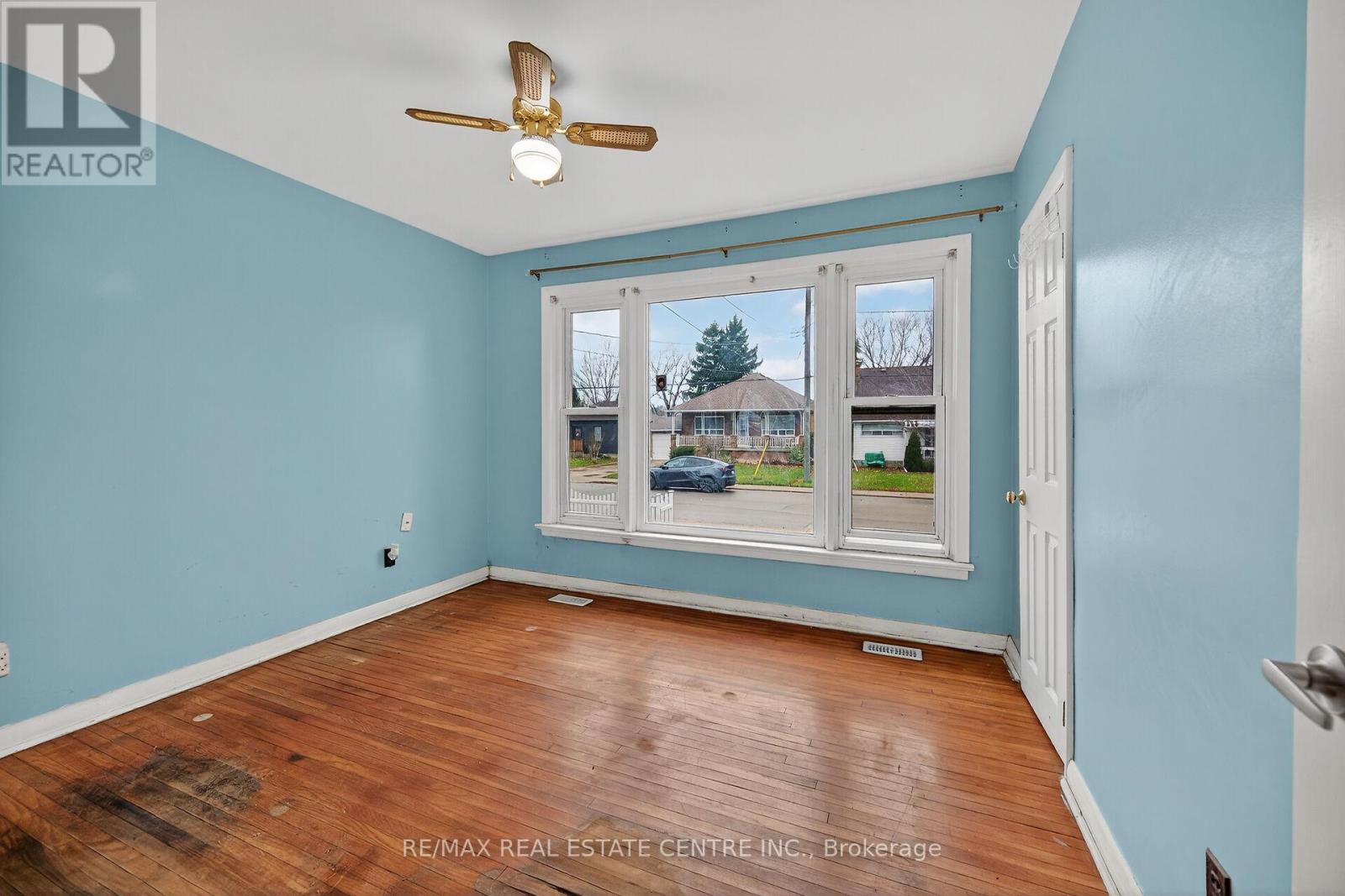 89 Dodson Street, Hamilton, Ontario  L9A 3K8 - Photo 15 - X12585112