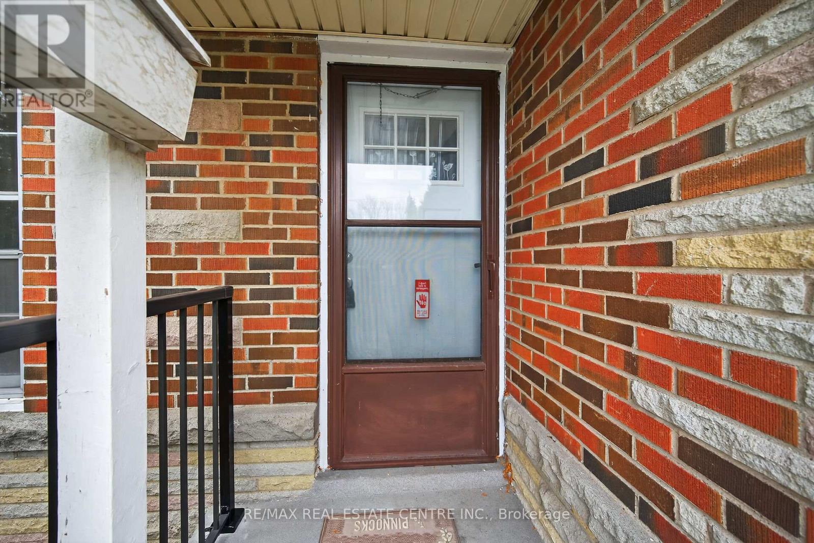 89 Dodson Street, Hamilton, Ontario  L9A 3K8 - Photo 3 - X12585112