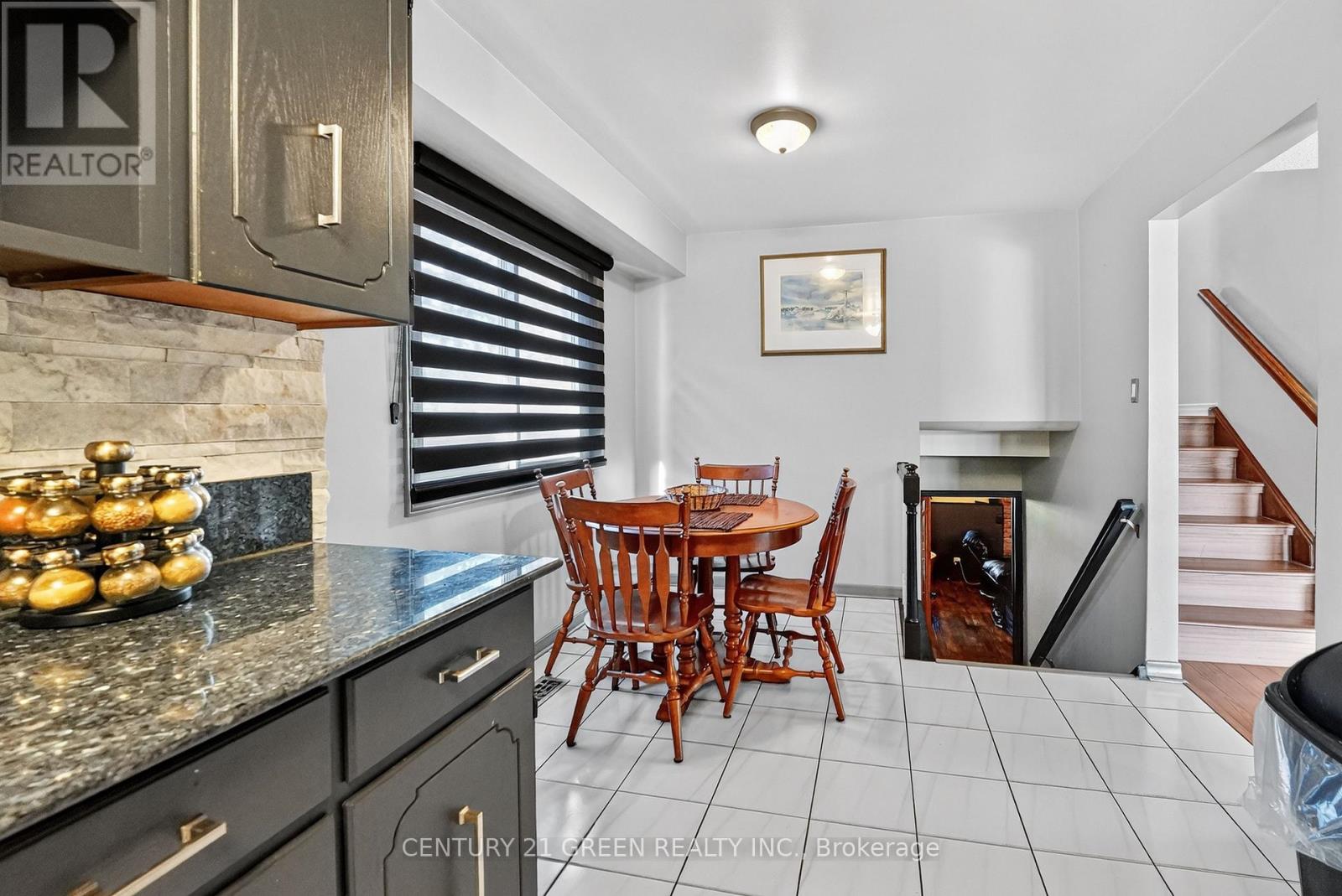 6186 Delta Drive, Niagara Falls, Ontario  L2H 2G8 - Photo 8 - X12585114