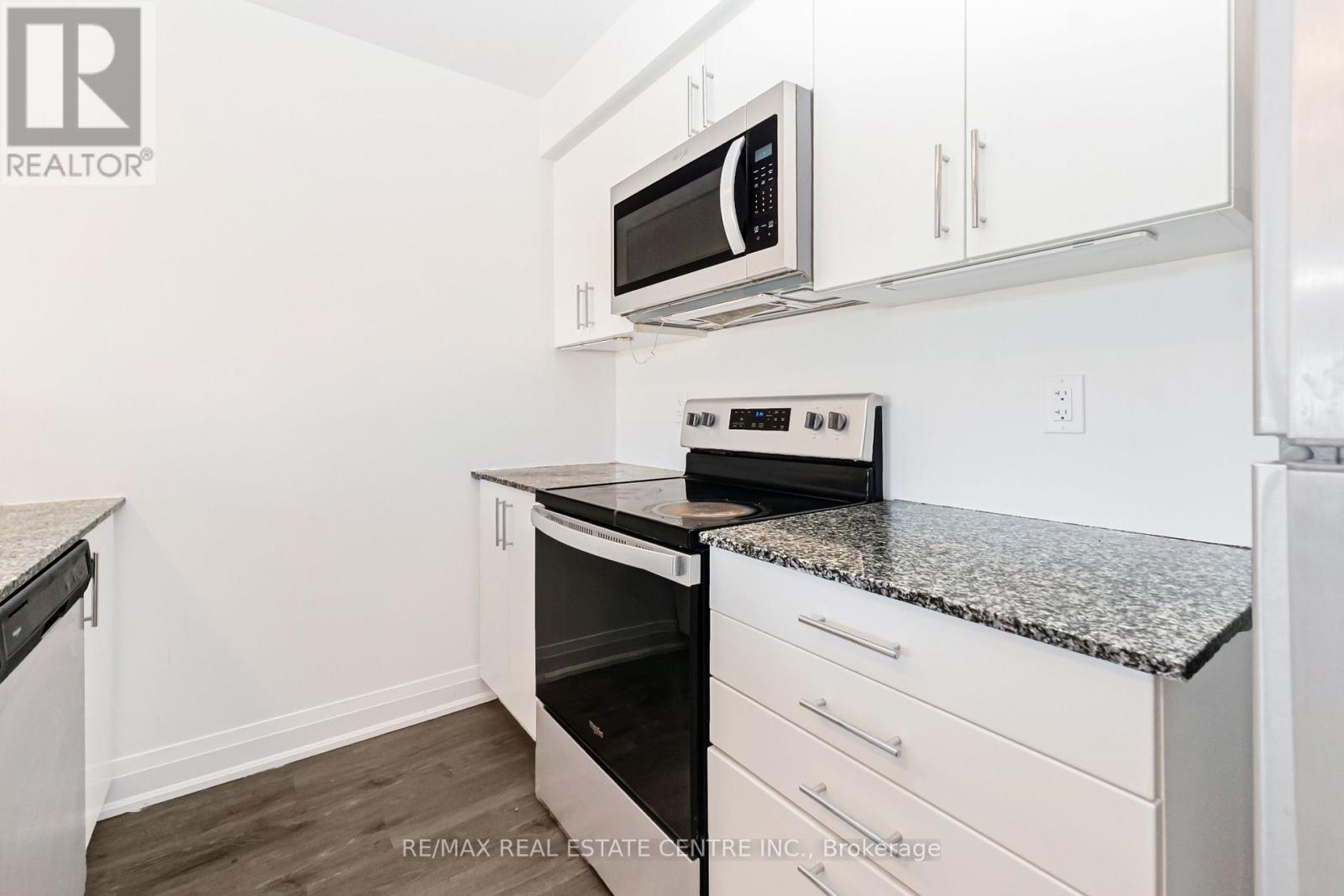 33 Steele Crescent, Guelph, Ontario  N1E 0S7 - Photo 13 - X12585126