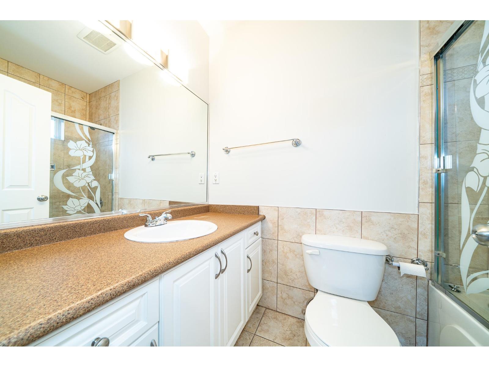 6368 189a Street, Surrey, British Columbia  V3S 8S3 - Photo 35 - R3070304