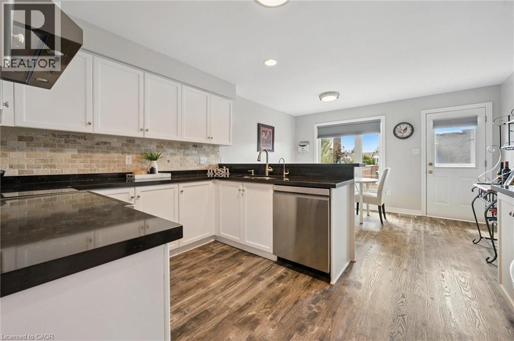 98 Schroder Crescent, Guelph, Ontario  N1E 7B4 - Photo 8 - 40762857