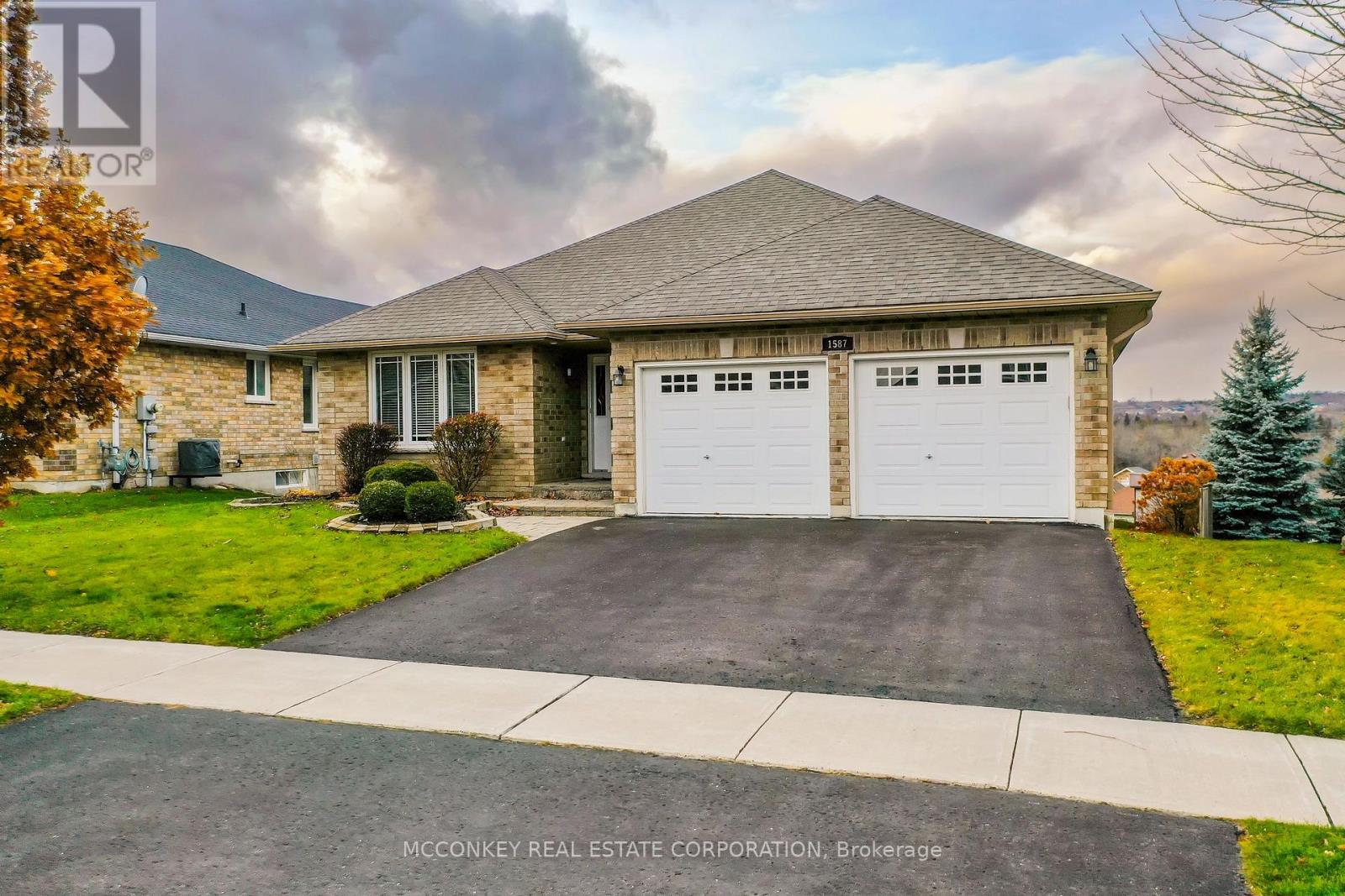 1587 SCOLLARD CRESCENT, Peterborough, Ontario