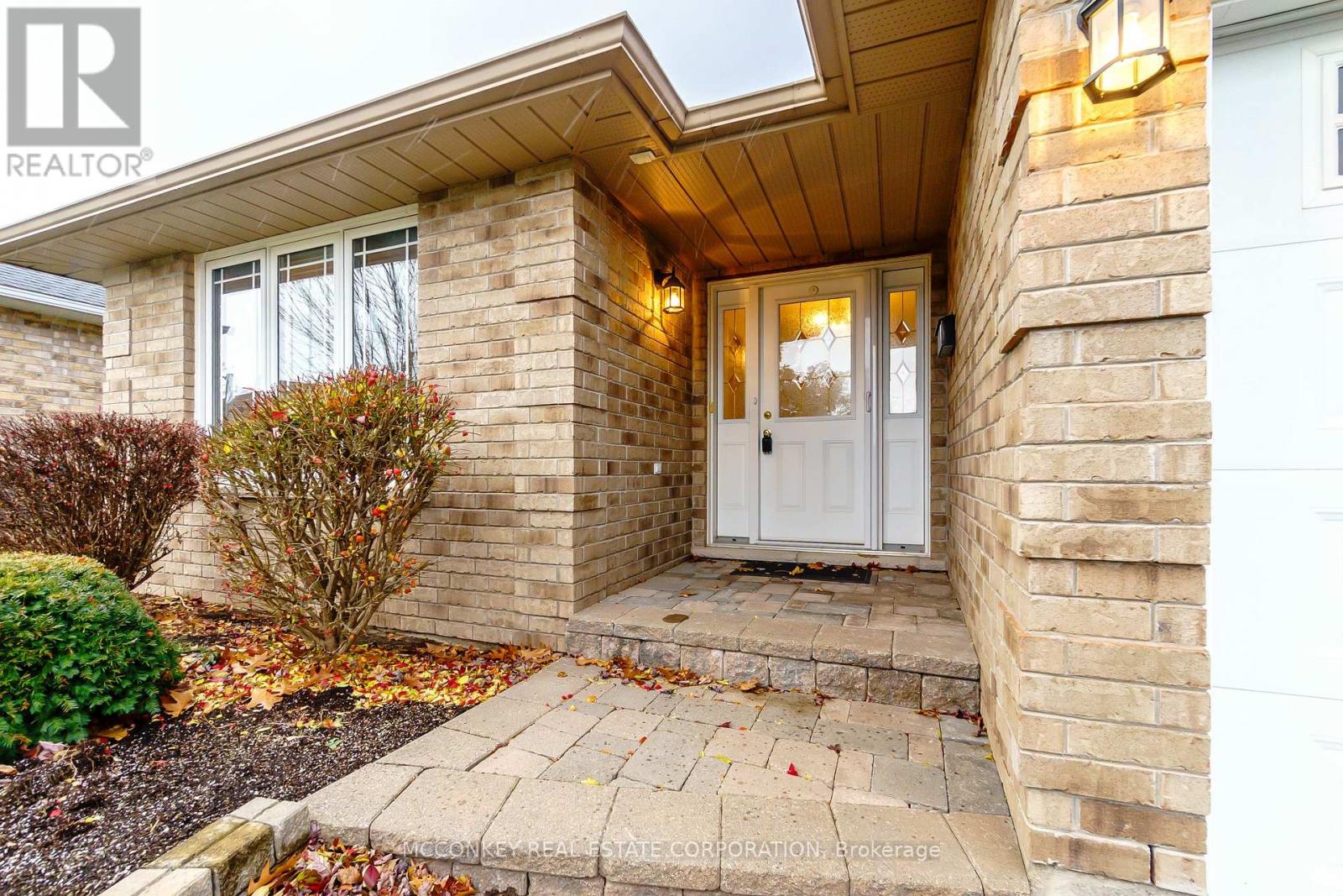 1587 Scollard Crescent, Peterborough, Ontario  K9H 0A8 - Photo 3 - X12585178