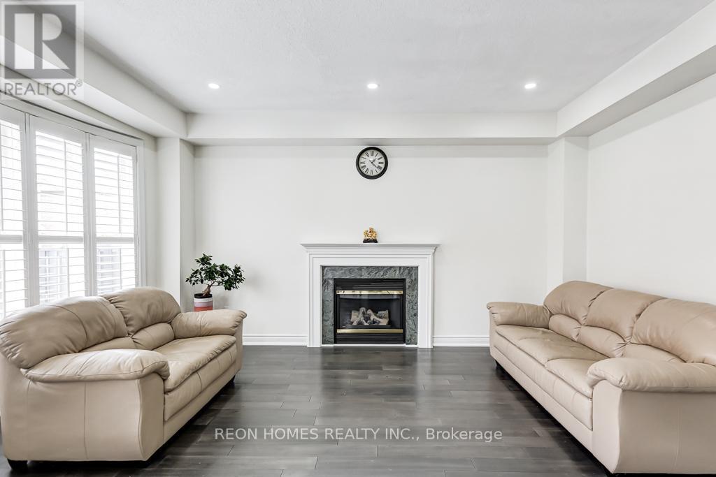 144 Edward Jeffreys Avenue, Markham, Ontario  L6E 1V5 - Photo 12 - N12432348