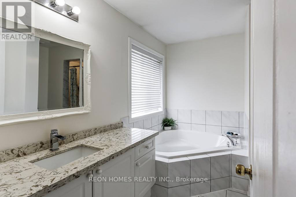 144 Edward Jeffreys Avenue, Markham, Ontario  L6E 1V5 - Photo 24 - N12432348