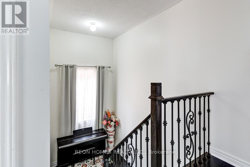 144 Edward Jeffreys Avenue, Markham, Ontario  L6E 1V5 - Photo 25 - N12432348