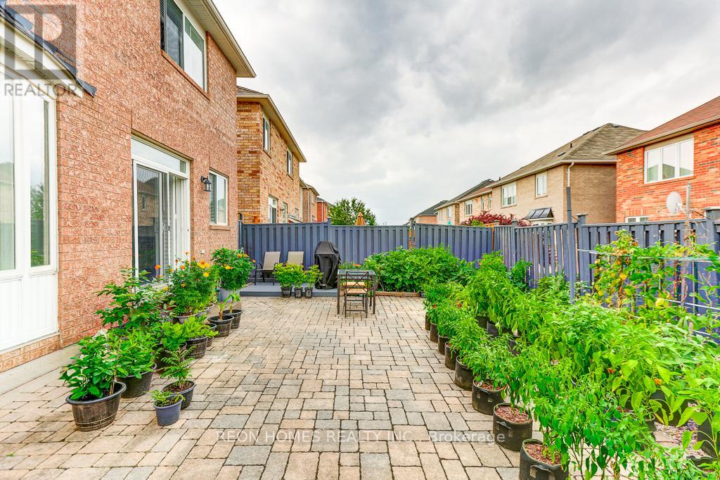 144 Edward Jeffreys Avenue, Markham, Ontario  L6E 1V5 - Photo 39 - N12432348