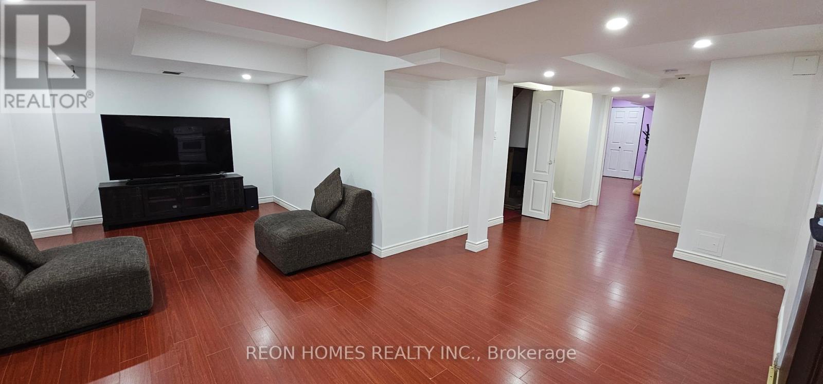 144 Edward Jeffreys Avenue, Markham, Ontario  L6E 1V5 - Photo 34 - N12432348