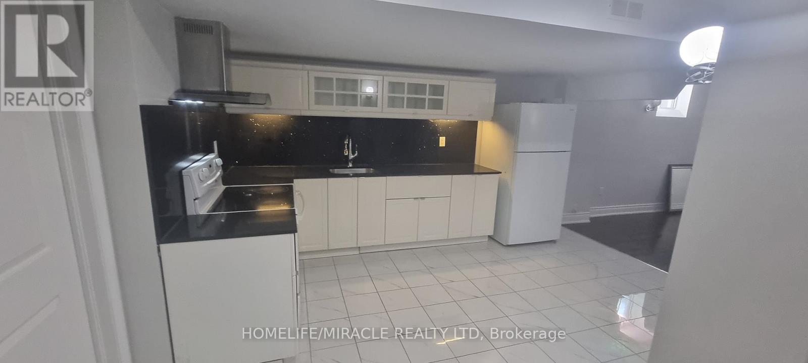 56 Ironside Drive, Vaughan, Ontario  L4H 3R9 - Photo 3 - N12584684