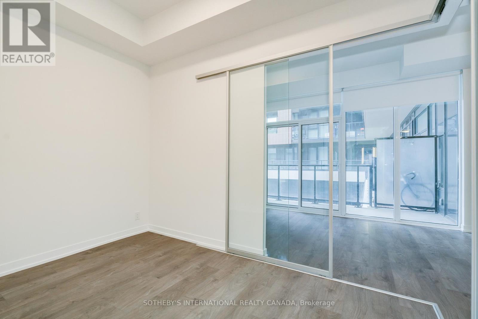 1011 - 270 Dufferin Street, Toronto, Ontario  M6K 0H8 - Photo 13 - W12577086