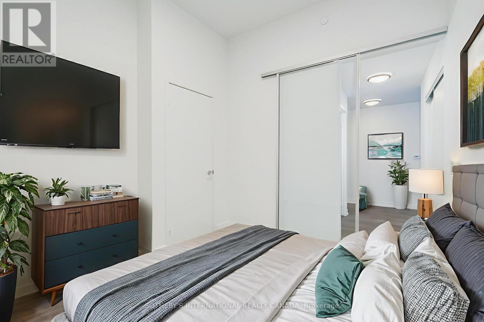 1011 - 270 Dufferin Street, Toronto, Ontario  M6K 0H8 - Photo 24 - W12577086