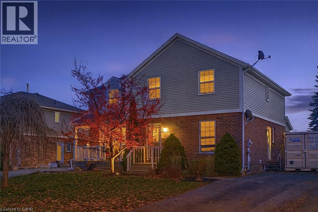 427 Bankside Crescent, Kitchener, Ontario  N2N 3E5 - Photo 2 - 40788130