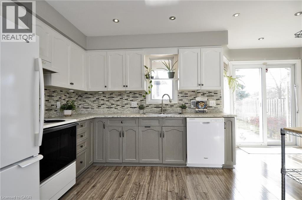 427 Bankside Crescent, Kitchener, Ontario  N2N 3E5 - Photo 12 - 40788130