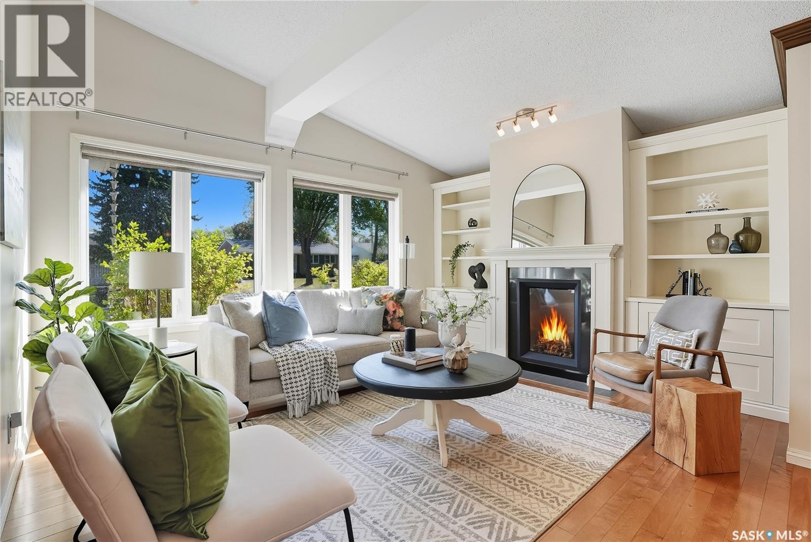 91 Lindsay Drive, Saskatoon, Saskatchewan  S7H 3E4 - Photo 2 - SK024829