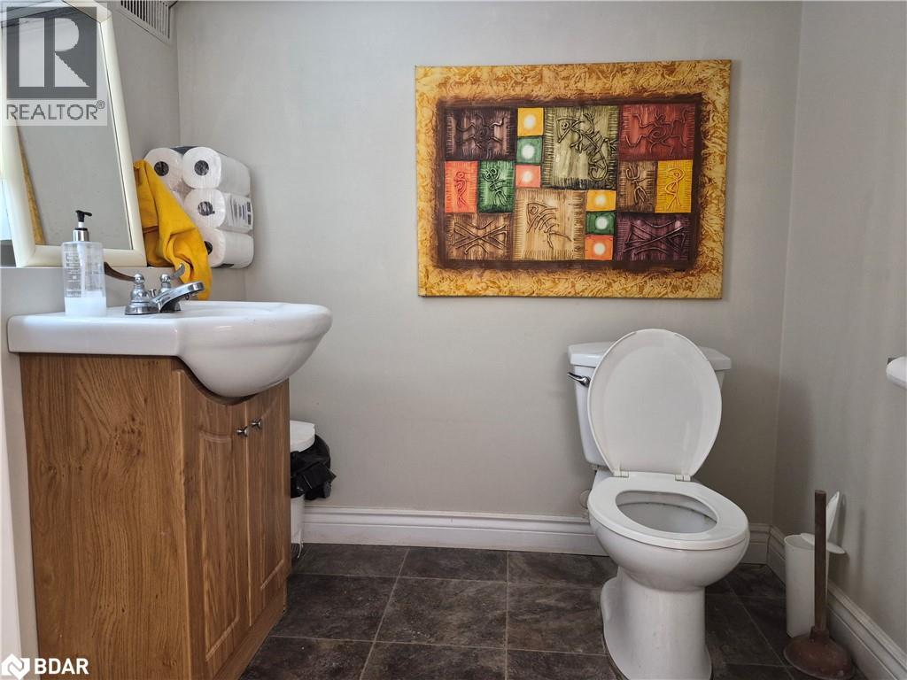 45 Dunlop Street E, Barrie, Ontario  L4M 1A2 - Photo 16 - 40790700