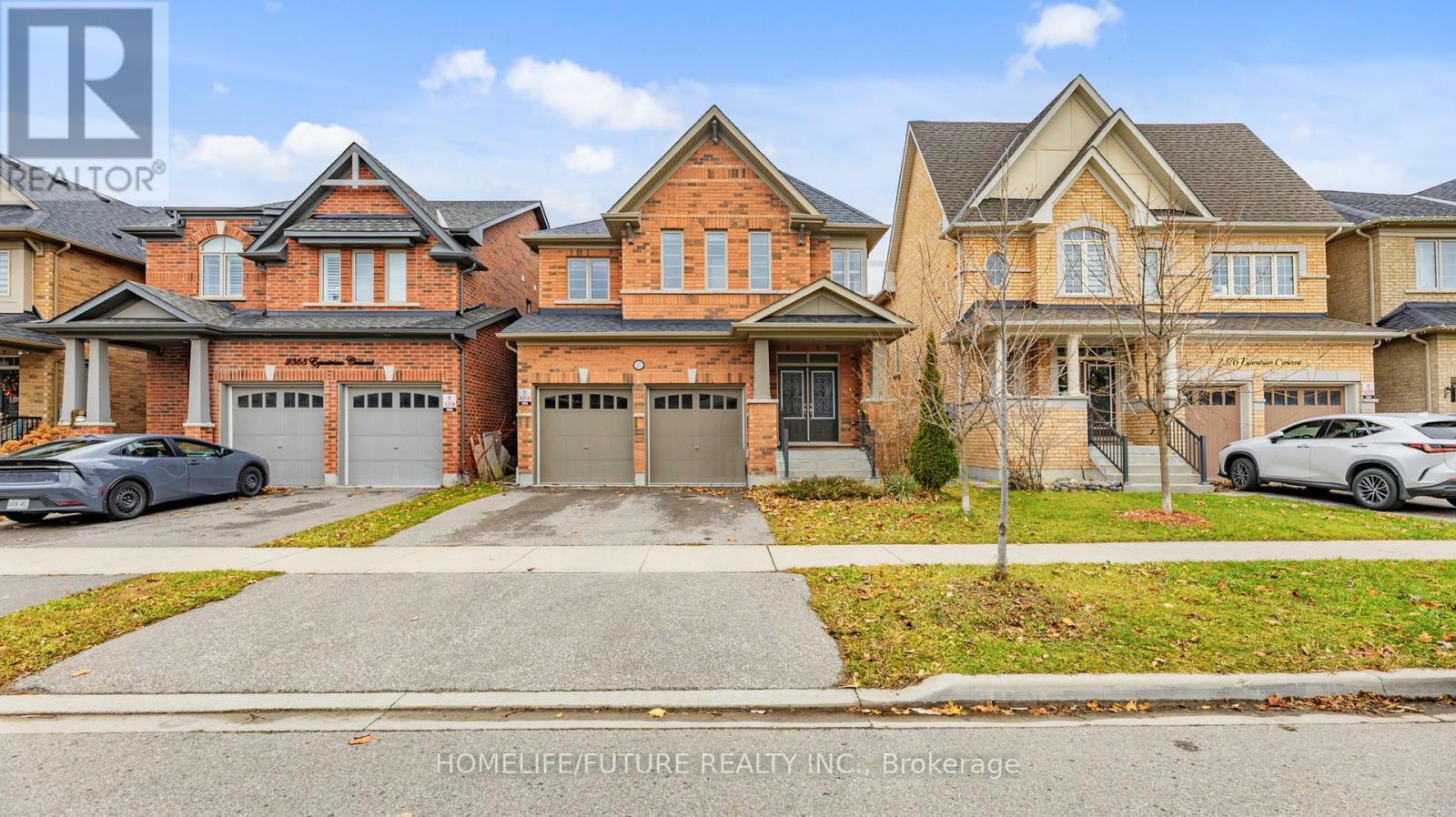 2372 EQUESTRIAN CRESCENT, Oshawa, Ontario