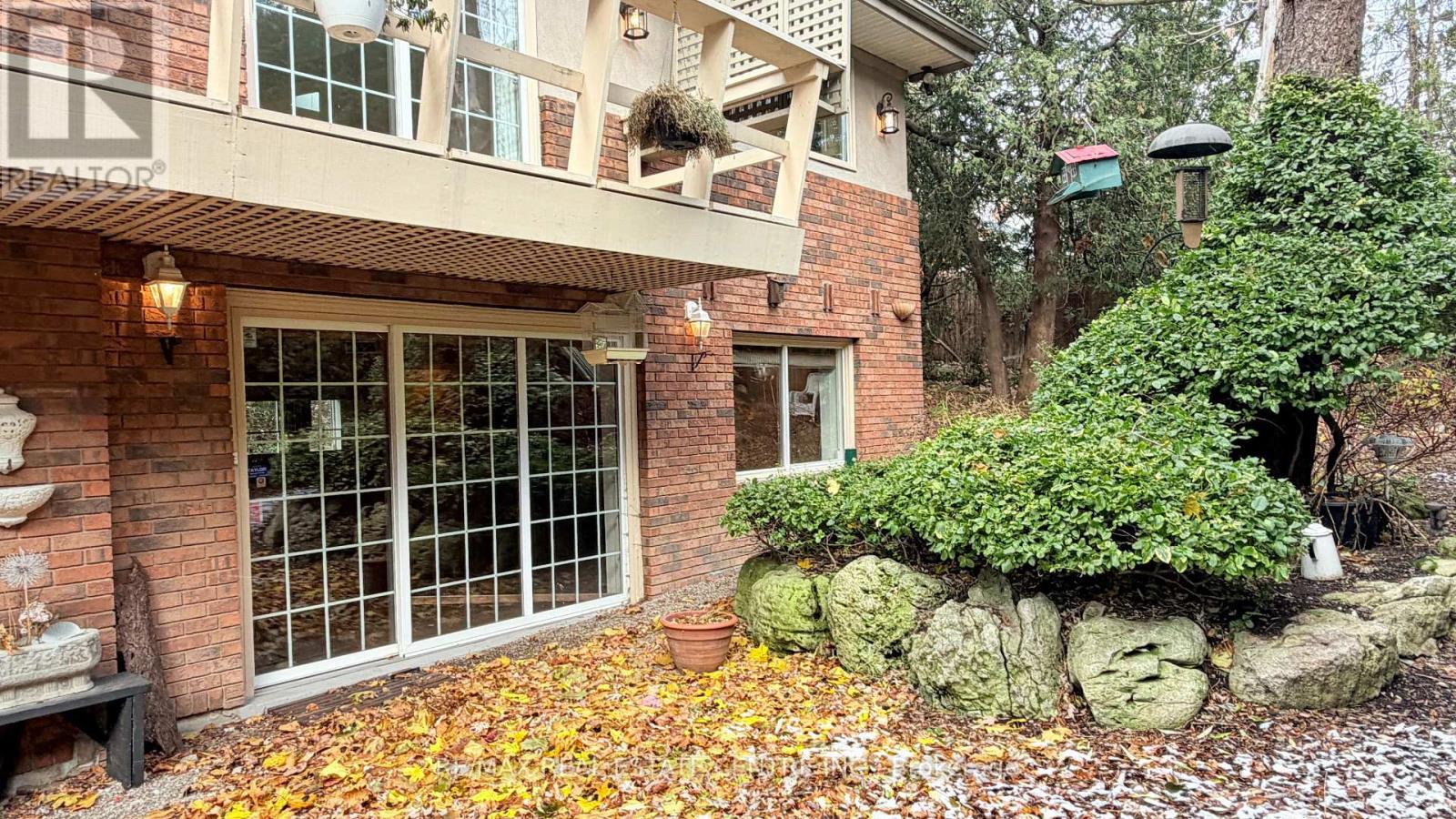 117 Watson Avenue, Oakville, Ontario L6J 3T5 - Photo 28 - W12494046