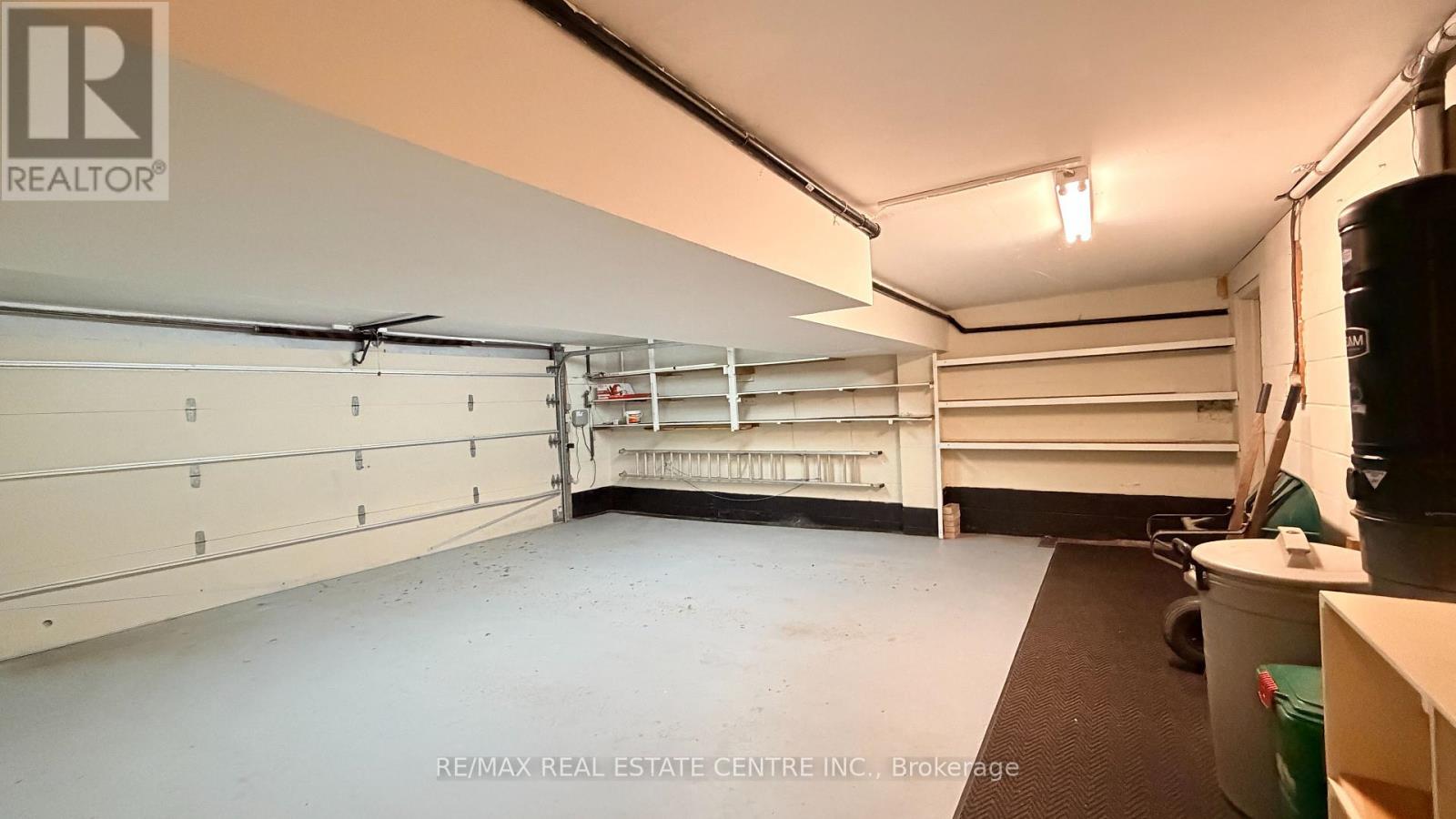 117 Watson Avenue, Oakville, Ontario L6J 3T5 - Photo 30 - W12494046