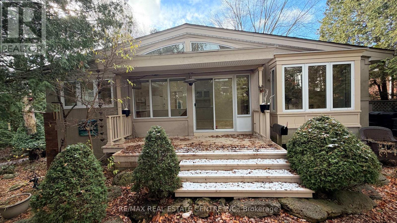 117 WATSON AVENUE, Oakville, Ontario