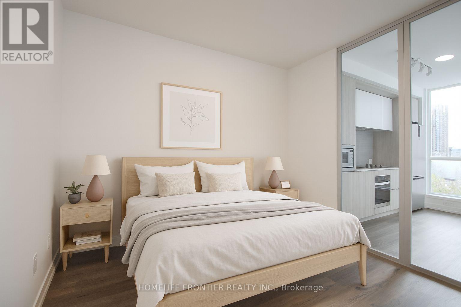 405 - 395 Square One Drive, Mississauga, Ontario  L5B 0P6 - Photo 5 - W12534356