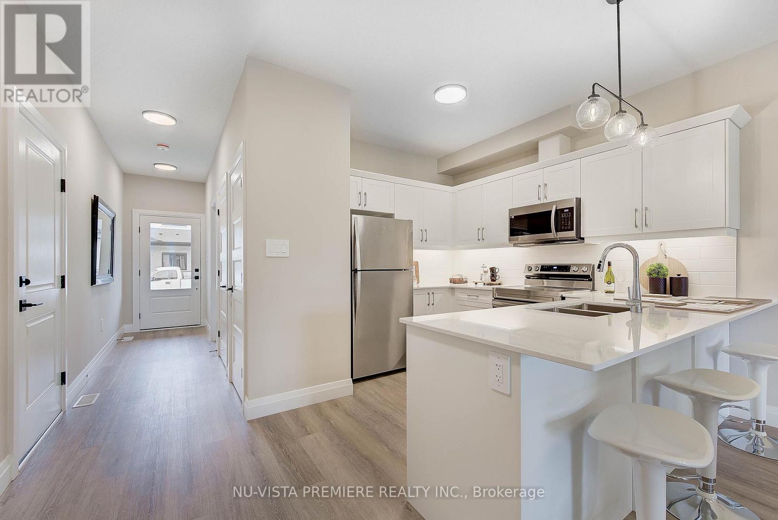 46 - 214 St Clair Boulevard, St. Clair, Ontario  N0N 1G0 - Photo 11 - X12202331