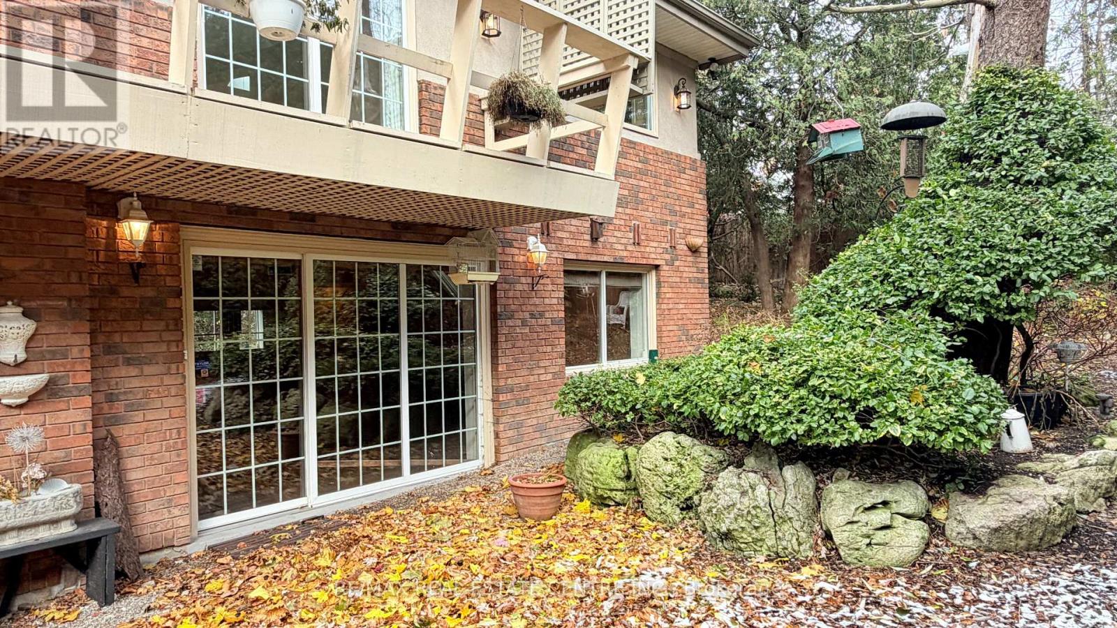 117 Watson Avenue, Oakville, Ontario L6J 3T5 - Photo 27 - W12494046