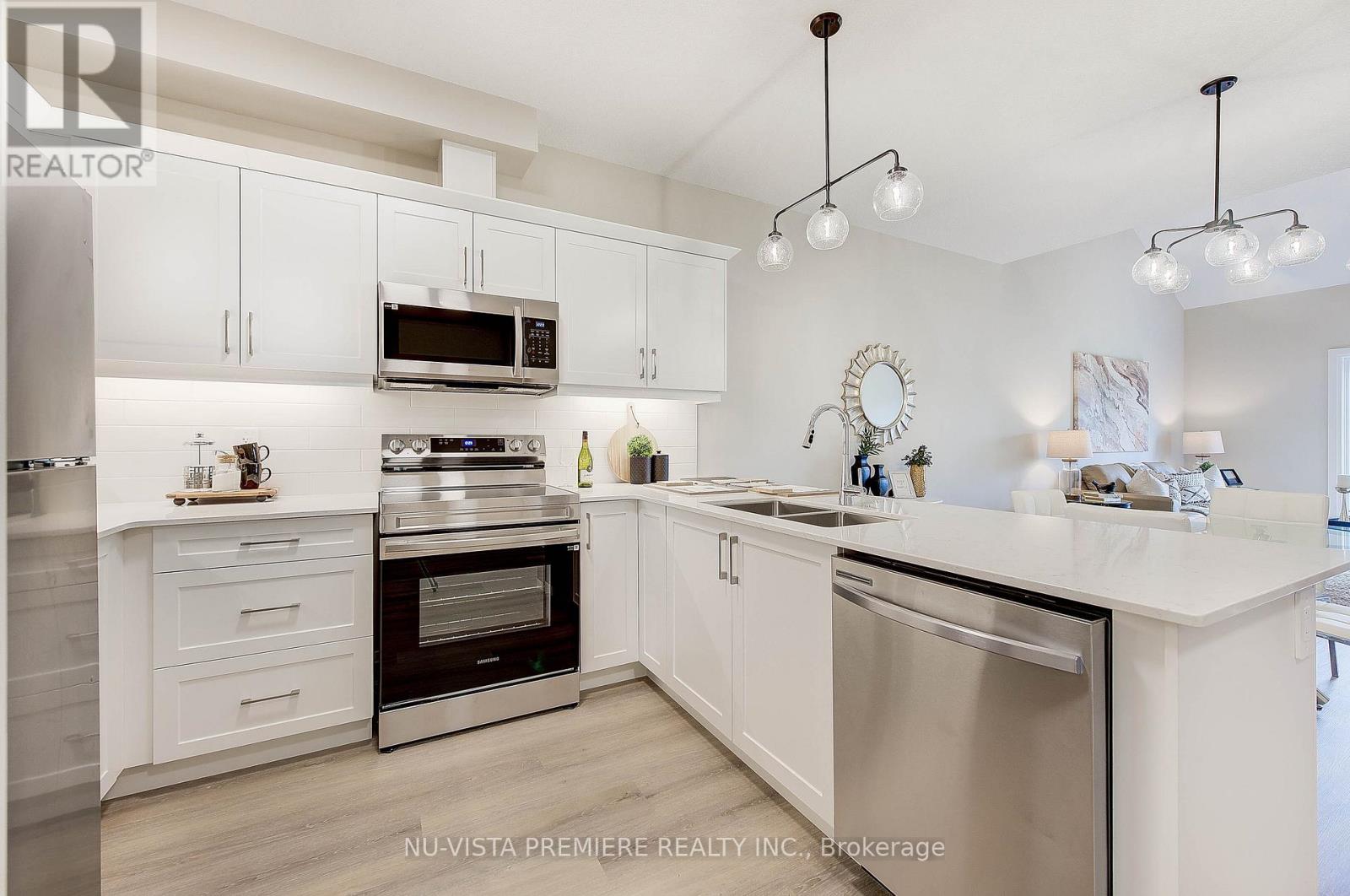 46 - 214 St Clair Boulevard, St. Clair, Ontario  N0N 1G0 - Photo 13 - X12202331