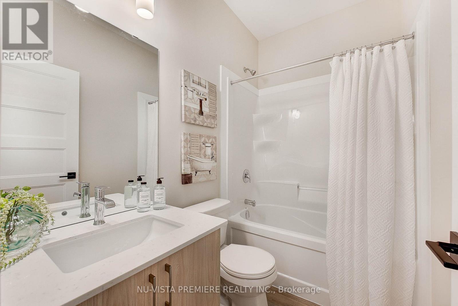 46 - 214 St Clair Boulevard, St. Clair, Ontario  N0N 1G0 - Photo 9 - X12202331