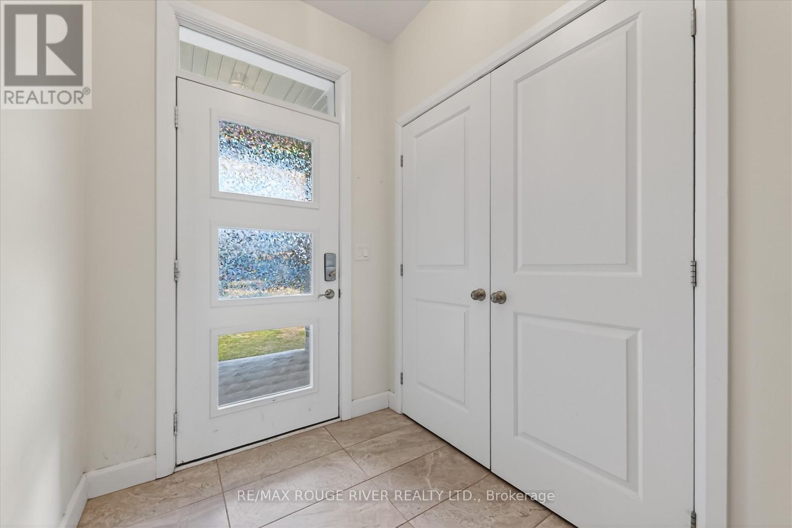 46 Erie Court, Loyalist, Ontario  K7N 0E3 - Photo 3 - X12578124