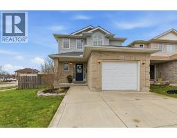 251 FALCON Drive Woodstock - North