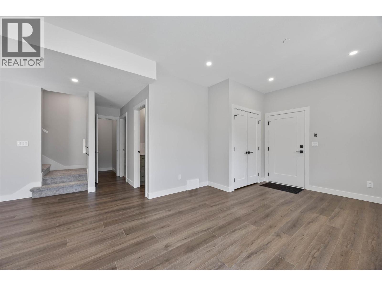 8759 BADGER Drive Kamloops Photo 41