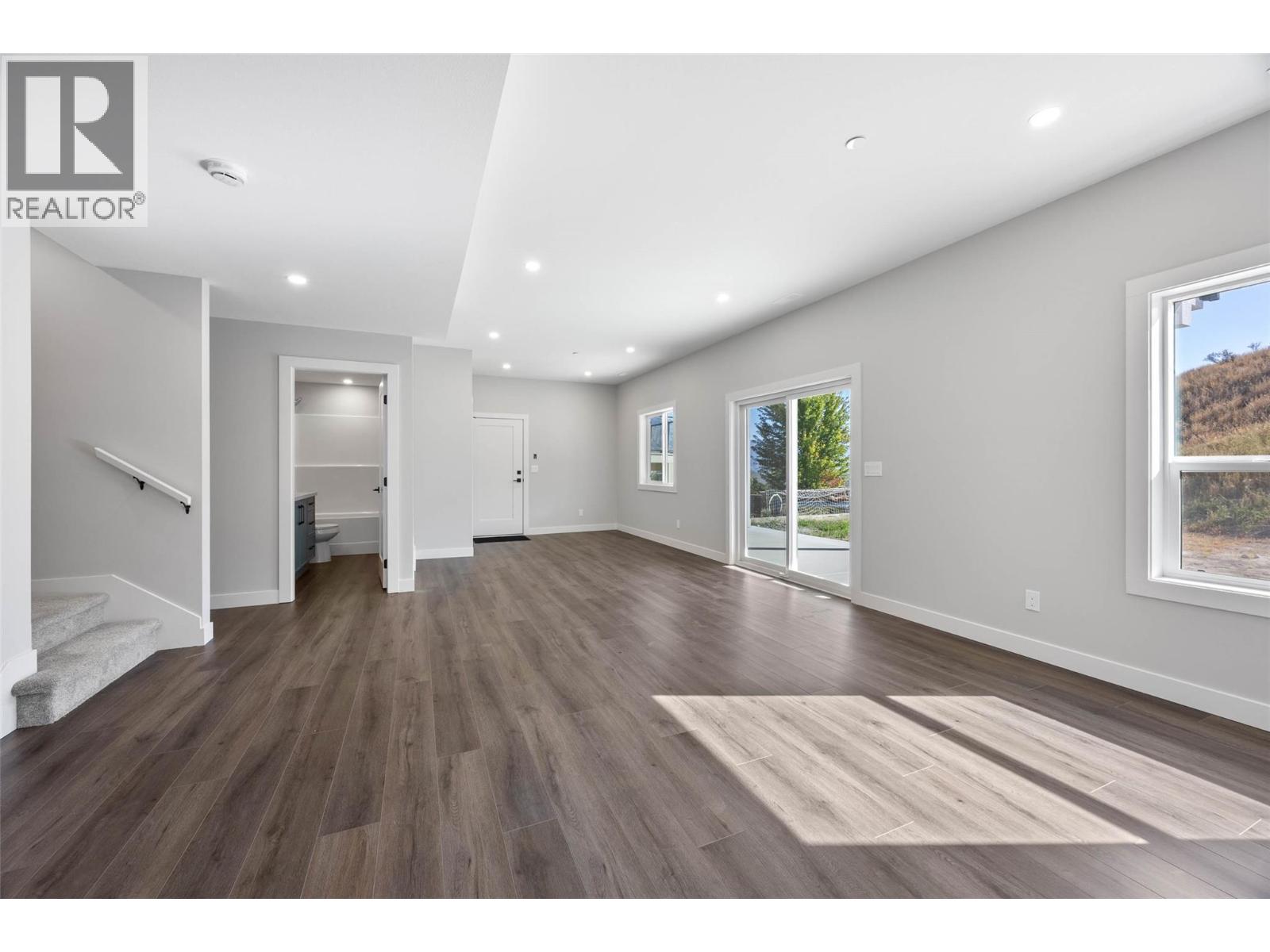 8759 BADGER Drive Kamloops Photo 39