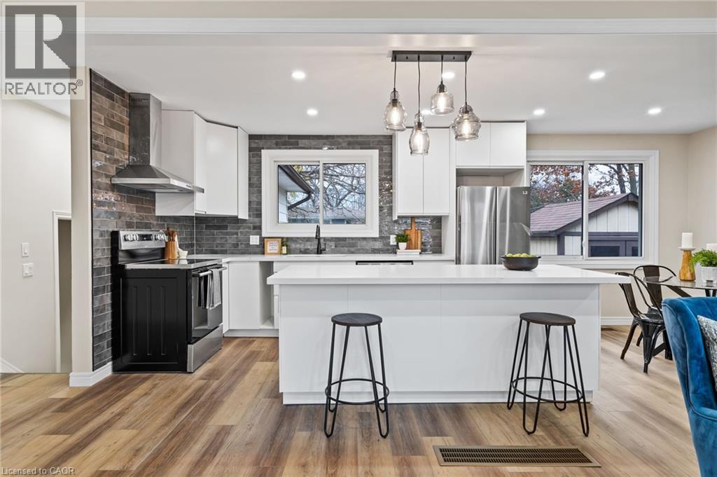 51 Burness Drive, St. Catharines, Ontario  L2P 1J4 - Photo 6 - 40787088