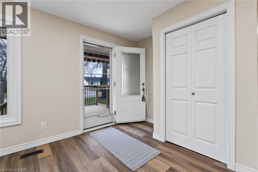 51 Burness Drive, St. Catharines, Ontario  L2P 1J4 - Photo 11 - 40787088