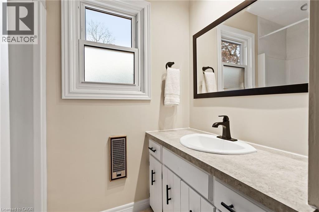 51 Burness Drive, St. Catharines, Ontario  L2P 1J4 - Photo 22 - 40787088