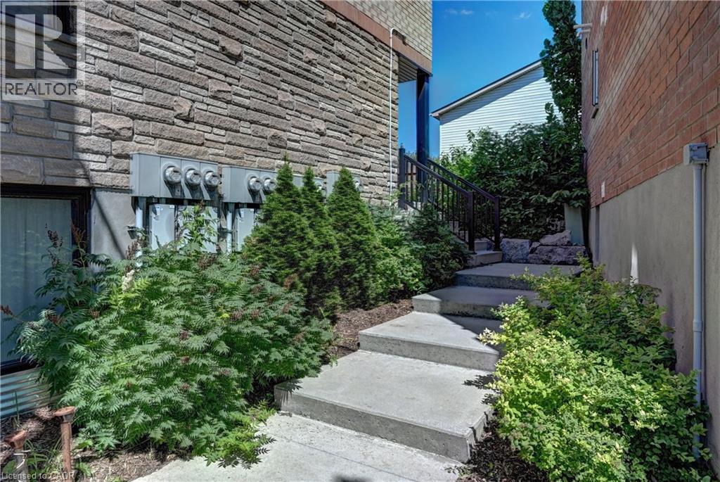 164 Heiman Street Unit# 7c, Kitchener, Ontario  N2M 3L9 - Photo 3 - 40791209