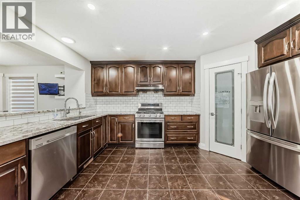 40 Martha's Meadow Place Ne, Calgary, Alberta  T3J 4H6 - Photo 6 - A2268242