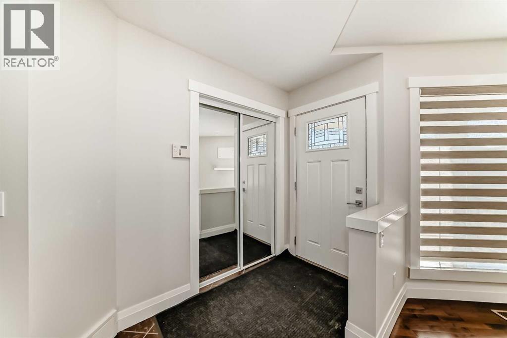 40 Martha's Meadow Place Ne, Calgary, Alberta  T3J 4H6 - Photo 5 - A2268242