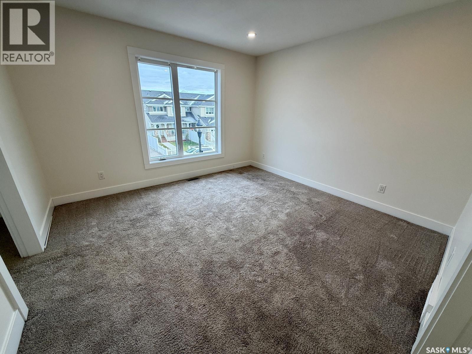 3214 Green Brook Road, Regina, Saskatchewan  S4V 3R2 - Photo 8 - SK024872