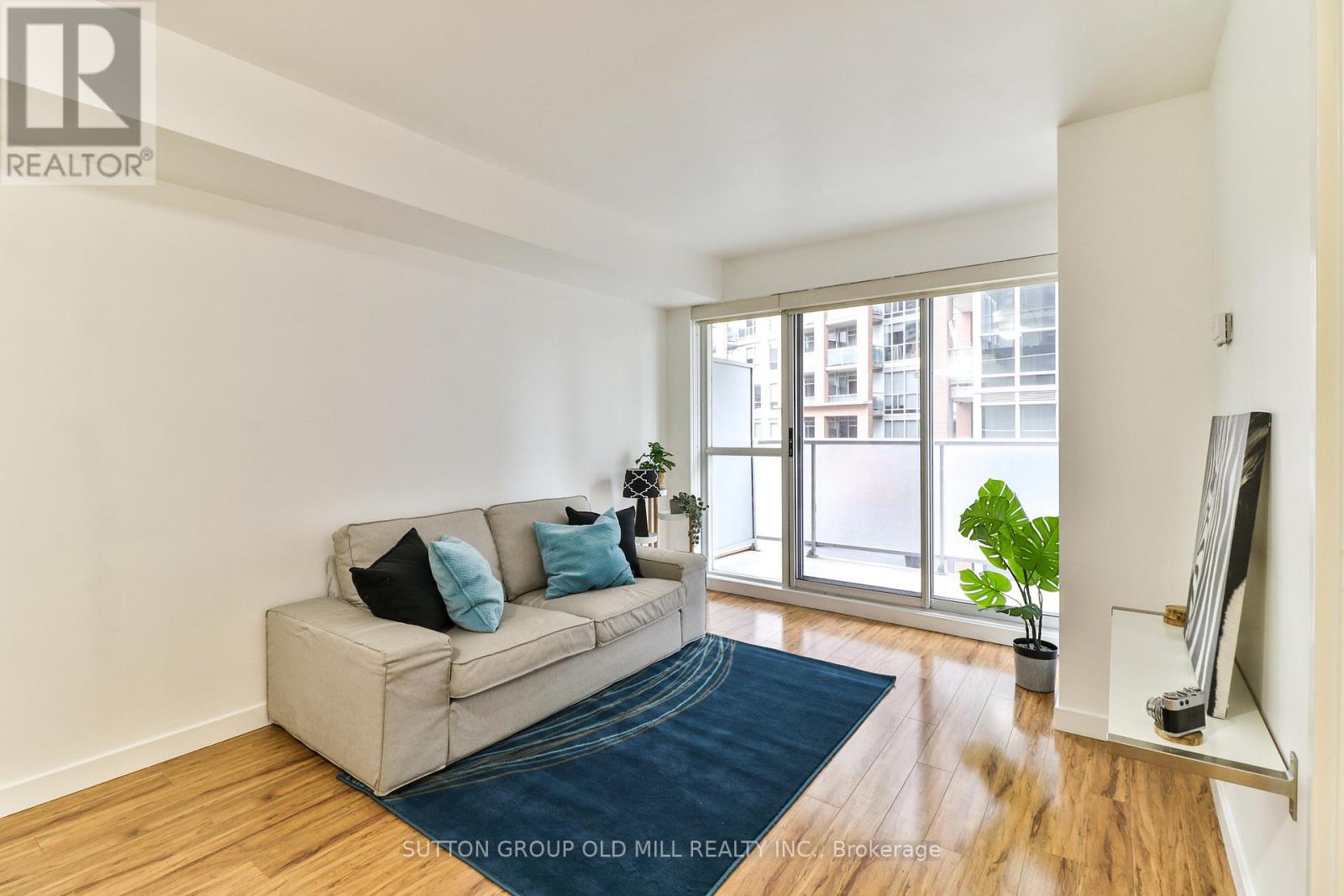 205 - 1005 King Street W, Toronto, Ontario  M6K 3M8 - Photo 8 - C12585214