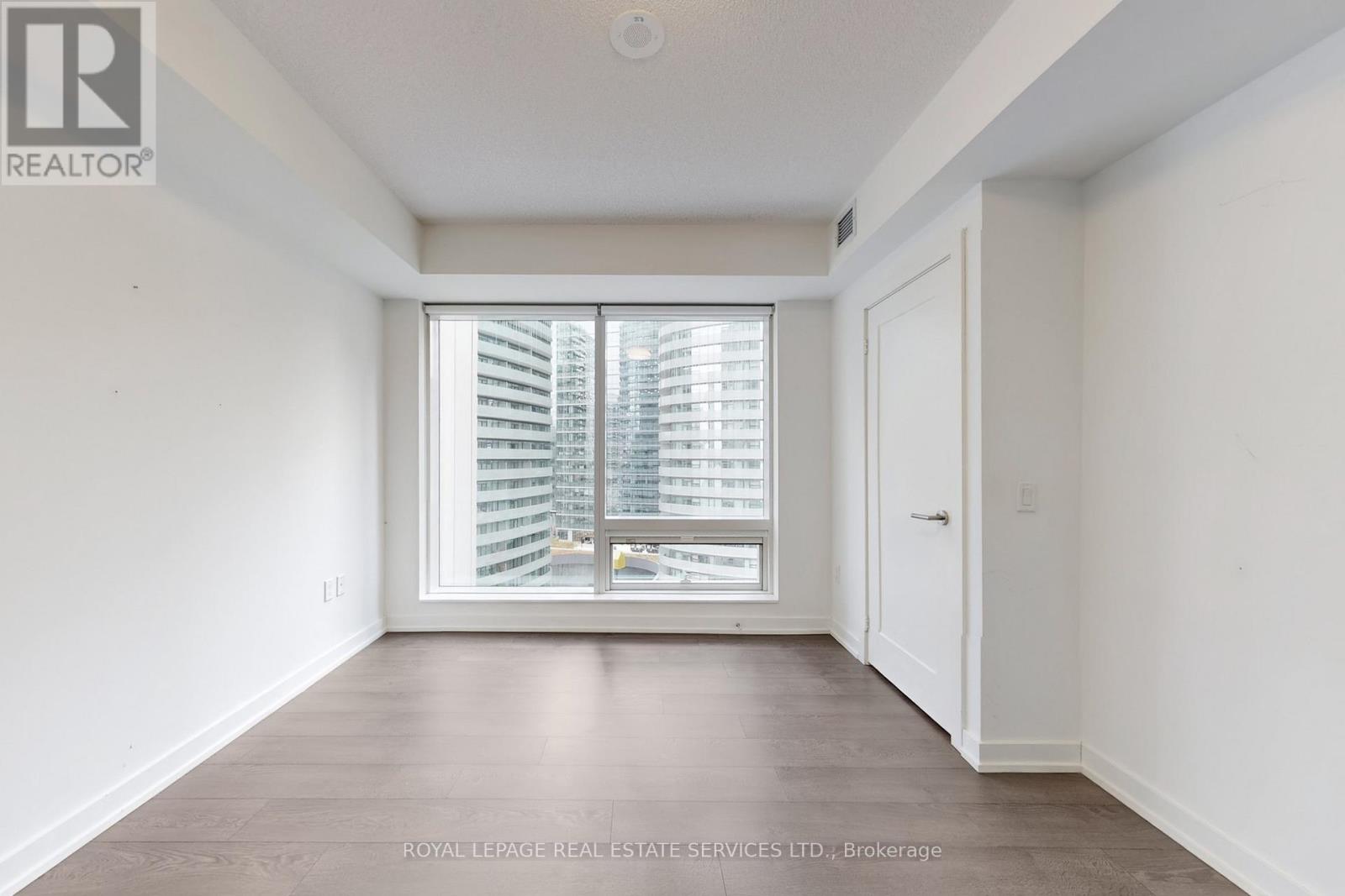 1403 - 10 York Street, Toronto, Ontario  M5J 2Z2 - Photo 14 - C12585310