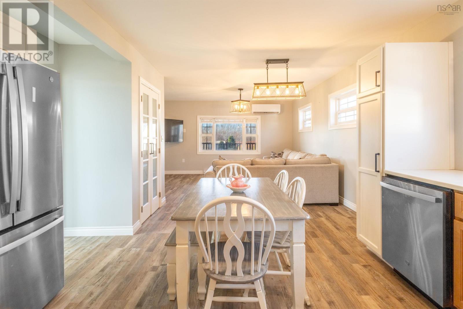 157 Lake Road, Glace Bay, Nova Scotia  B1A 2G8 - Photo 15 - 202528735