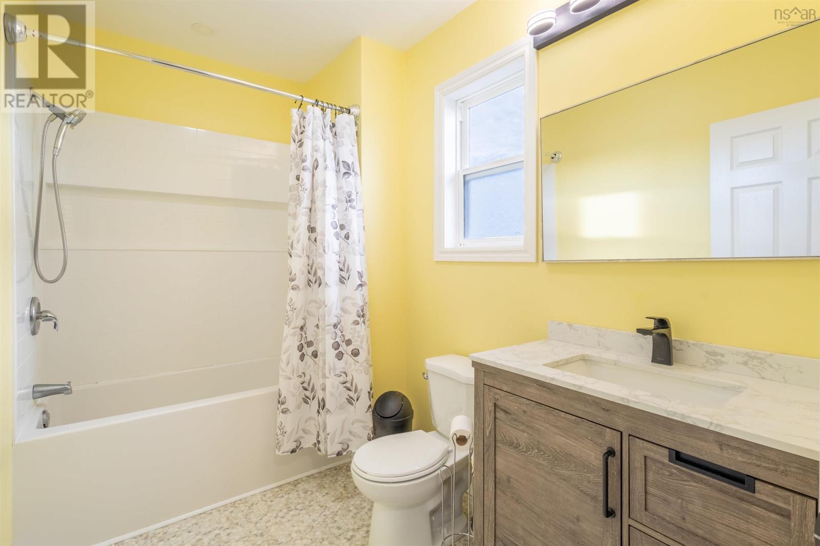 157 Lake Road, Glace Bay, Nova Scotia  B1A 2G8 - Photo 32 - 202528735