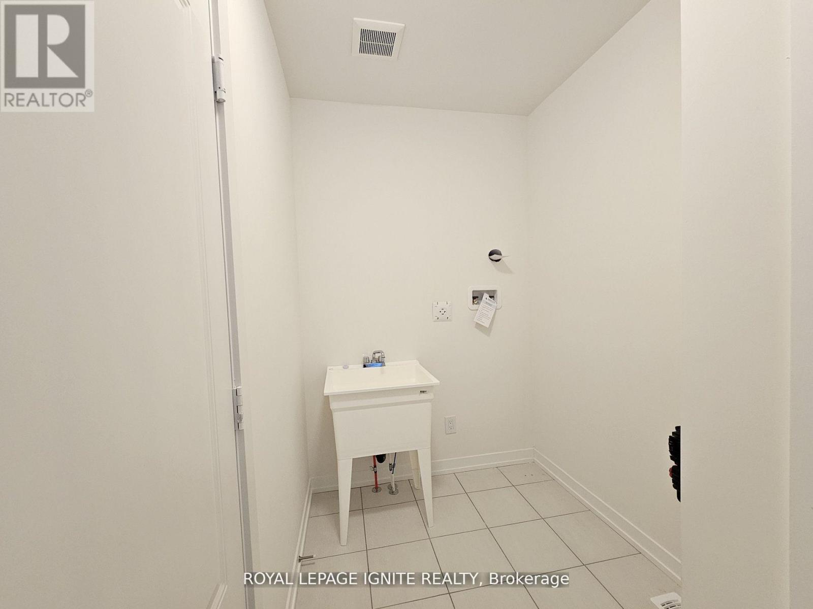 1848 Lotus Blossom Road, Pickering, Ontario  L1Y 0B6 - Photo 13 - E12585222