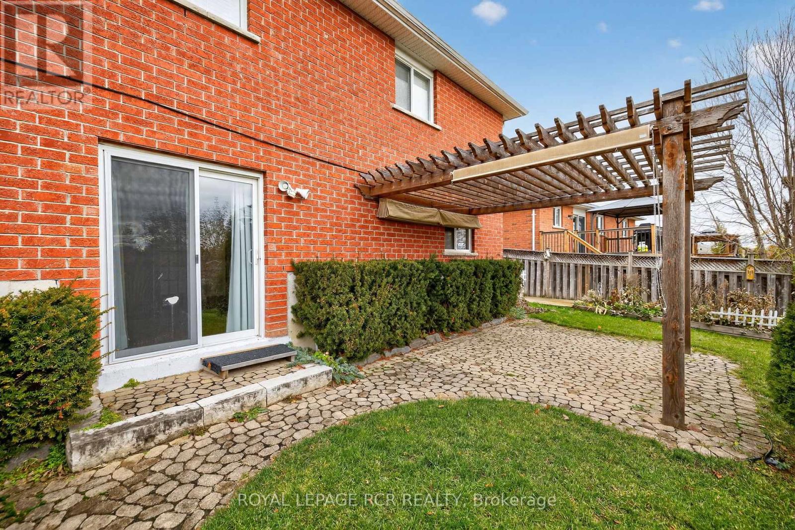 29 Archer Avenue, Bradford West Gwillimbury (Bradford), Ontario  L3Z 2Y3 - Photo 40 - N12585232