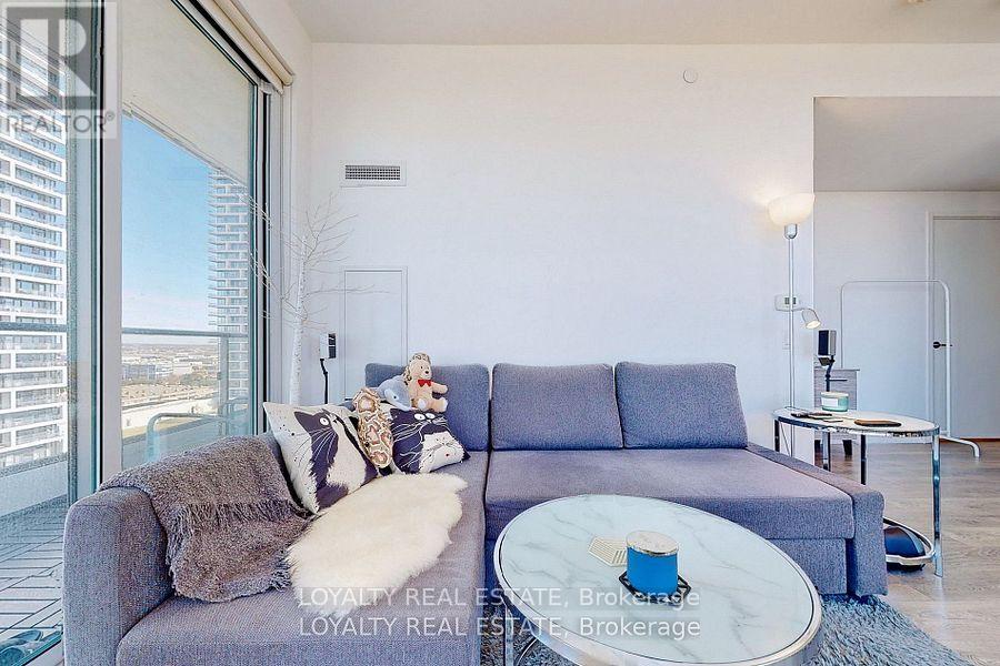 1710 - 5 Buttermill Avenue, Vaughan, Ontario  L4K 0J5 - Photo 17 - N12585254